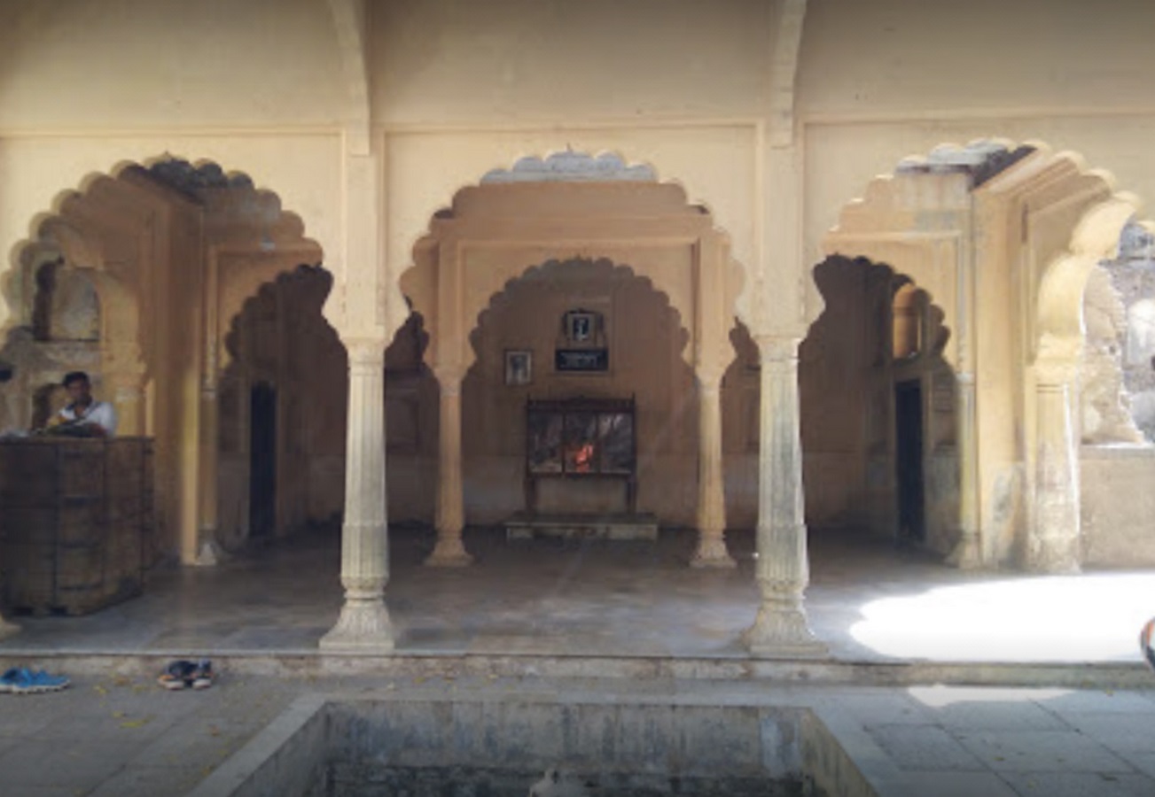 Navkhanda Palace - Sheet2