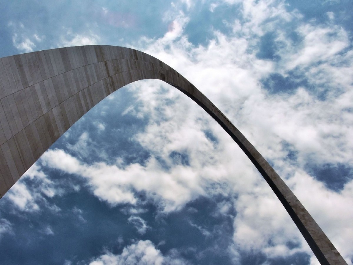 The Gateway Arch by Eero Saarinen: World's tallest Arch - Sheet5