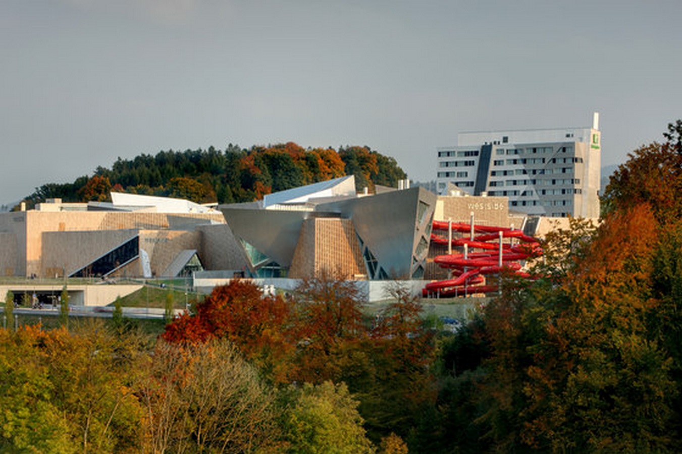 Westside Shopping and Leisure Centre by Daniel Libeskind: Unification of commerce, culture and leisure - Sheet4