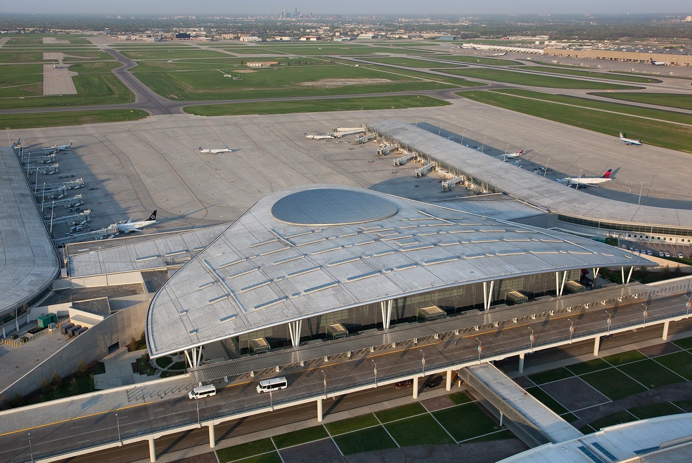 Aviation and Transportation Projects by HOK- 15 Iconic Projects - Sheet11