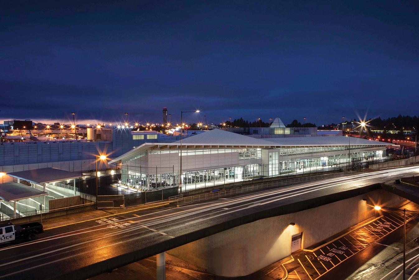 Aviation and Transportation Projects by HOK- 15 Iconic Projects - Sheet20