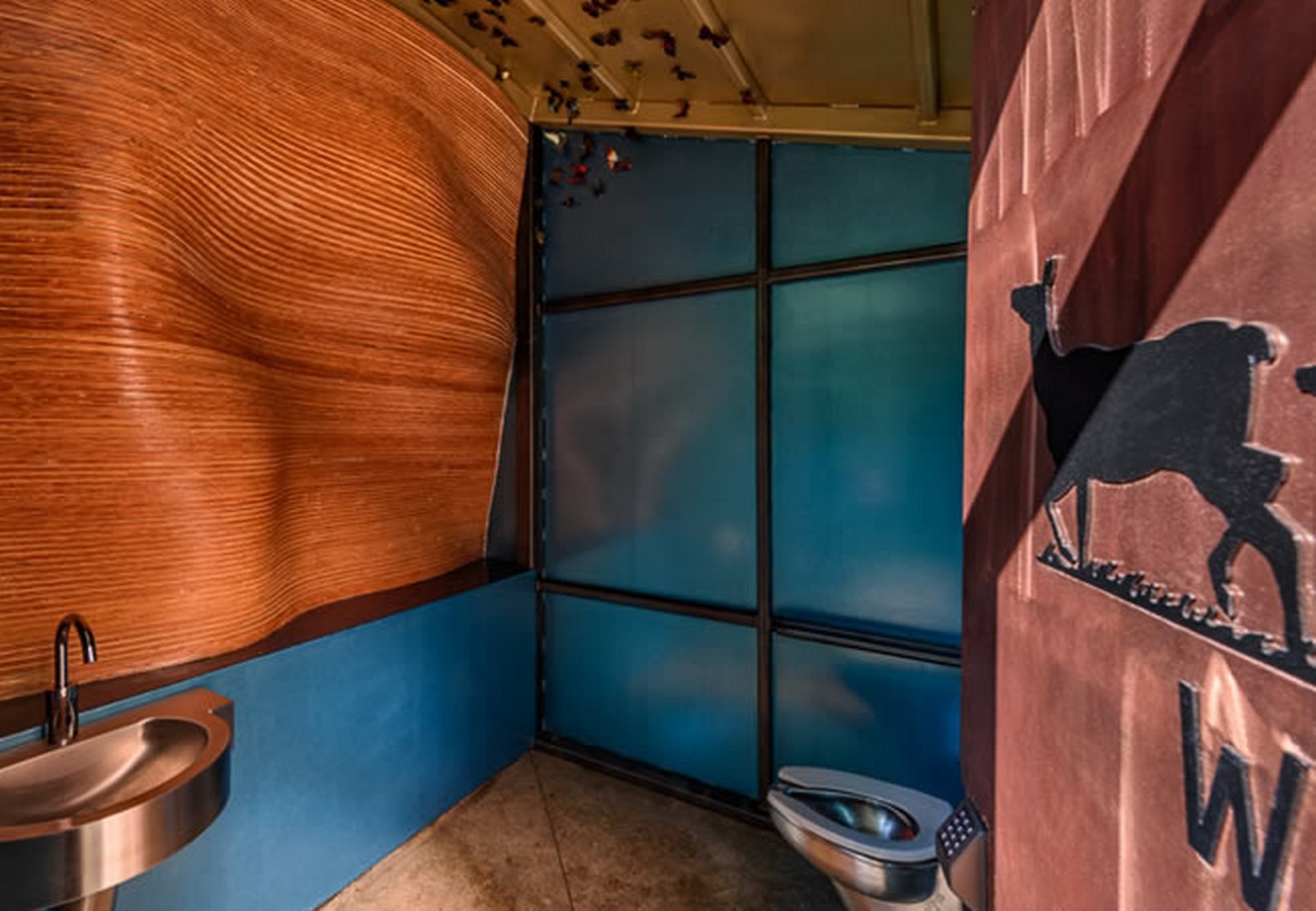 20 Innovative public washrooms around the world