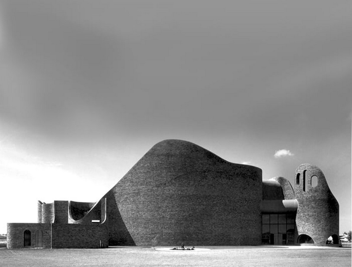 Douglas Cardinal Architect Inc.- 15 Iconic Projects
