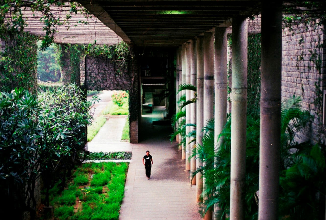 Indian Institute of Management, Bangalore by B.V Doshi: Reflection of the city - Sheet1