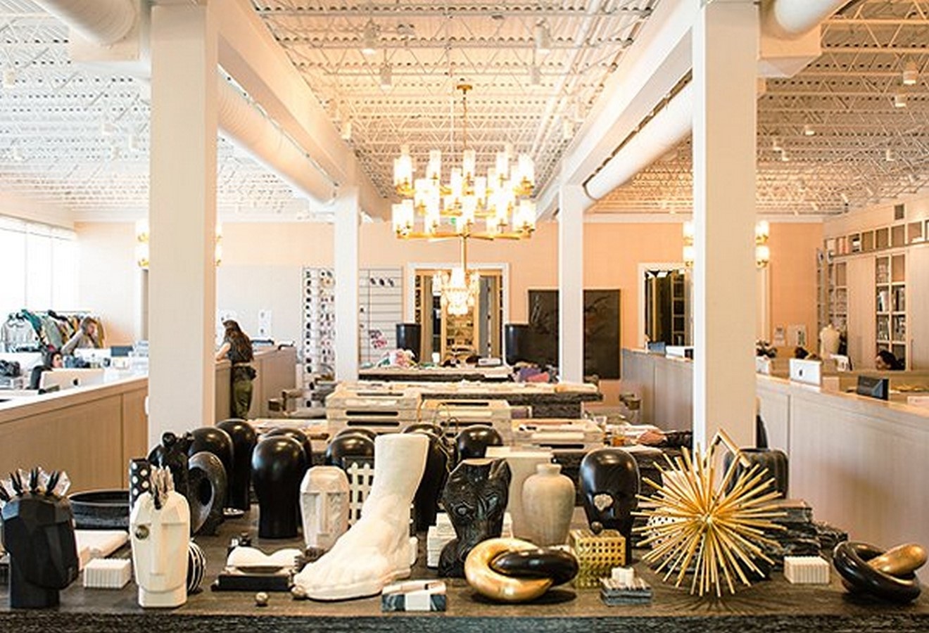 Kelly Wearstler is an interior designer living in the United States. She attended Massachusetts College of Art in Boston and took architectural classes. She graduated with a diploma in interior and graphic design. - Sheet4