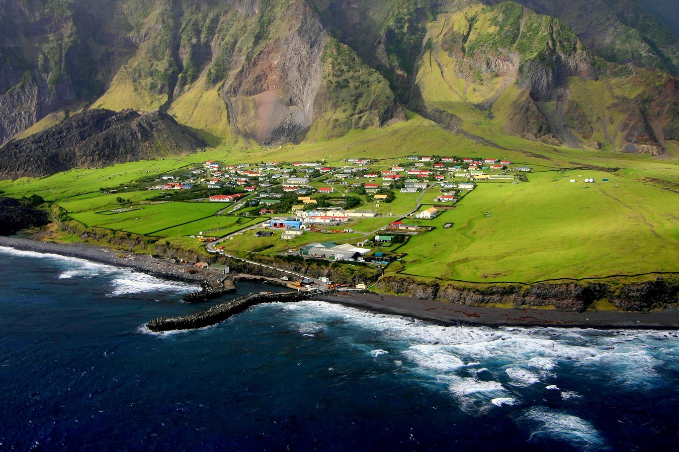 Tristan Da Cunha, The British Overseas Territory - Sheet2