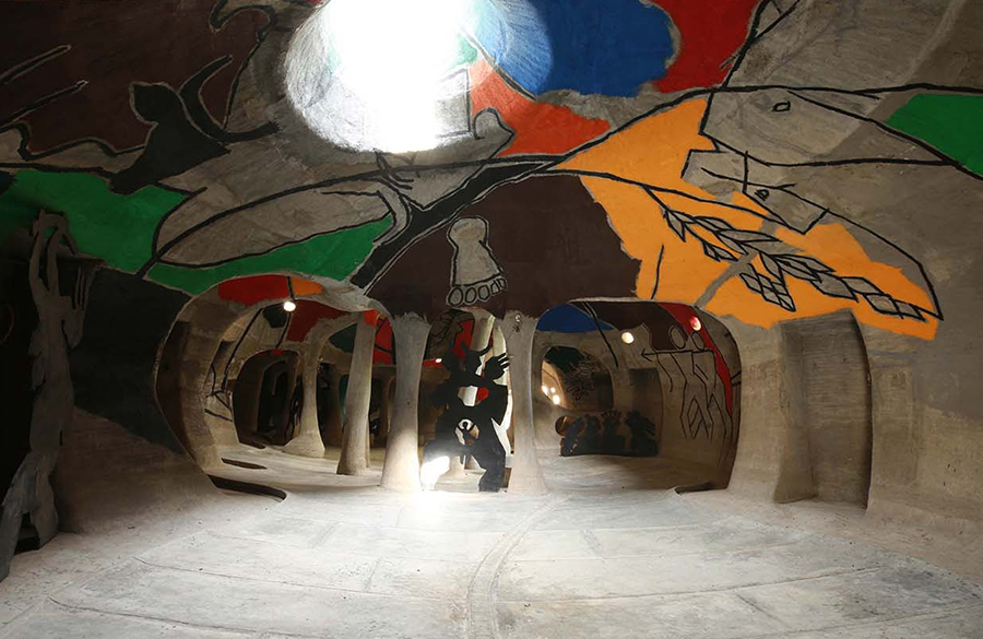 10 Artistic Buildings in India