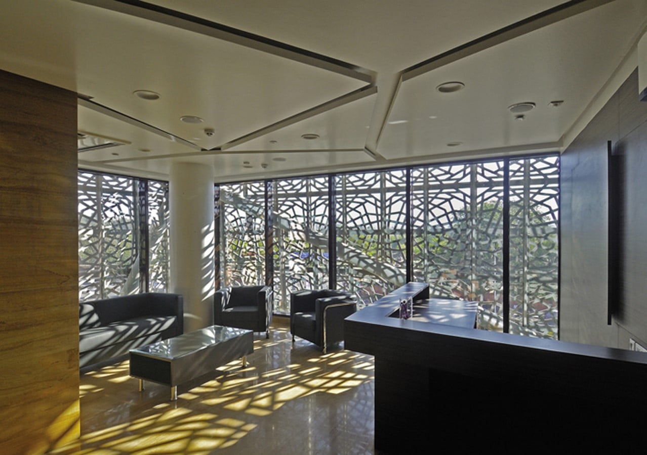 10 Artistic Buildings in India