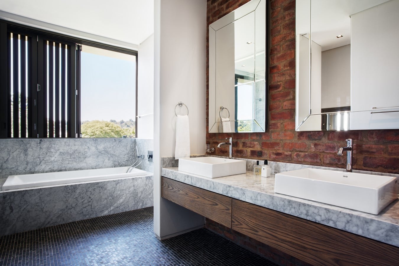 House 01 by Daffonchio and Associates Architects - Sheet6