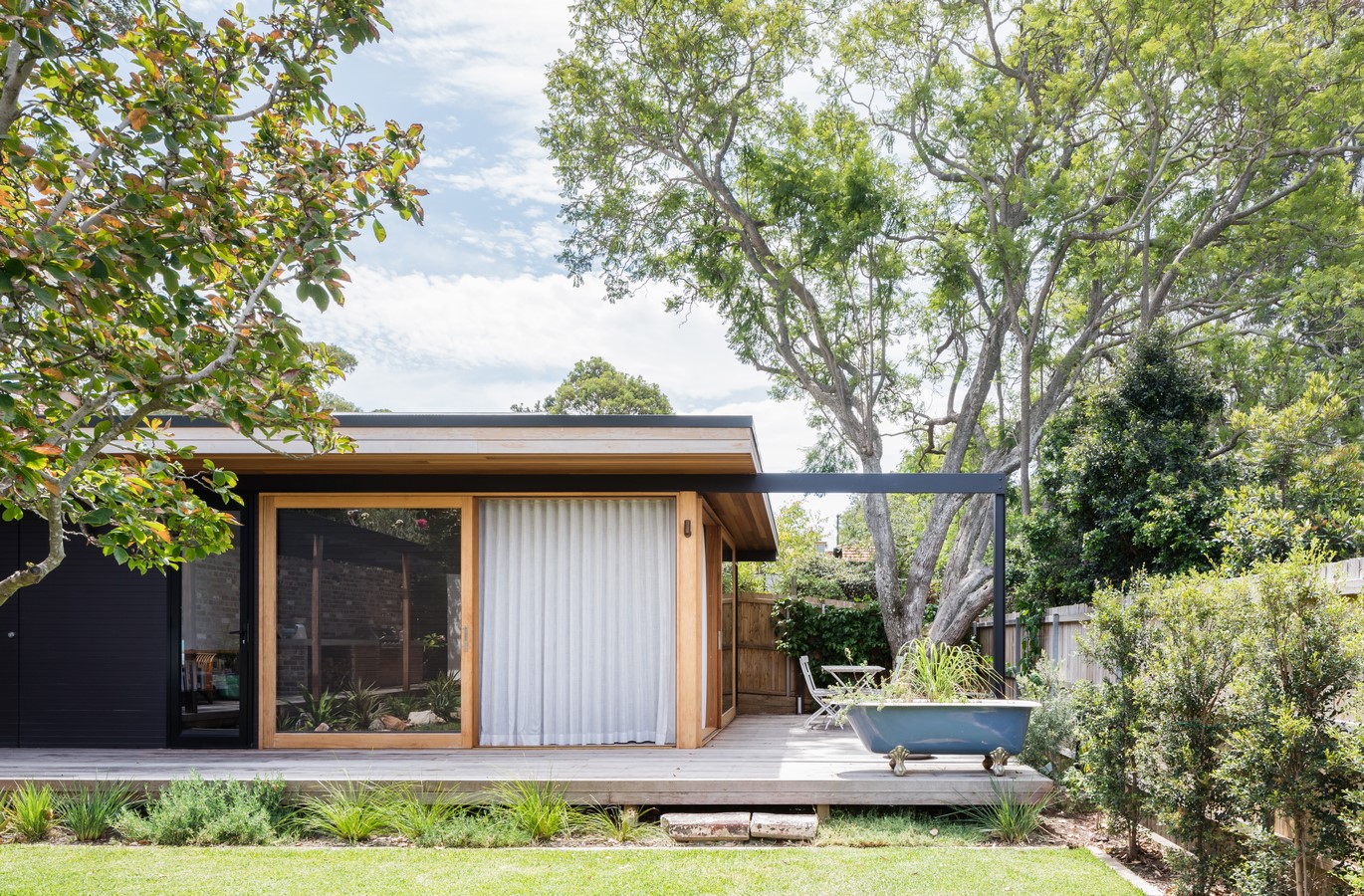 Gladesville Courtyard House by Vanessa Wegner Architect - Sheet4