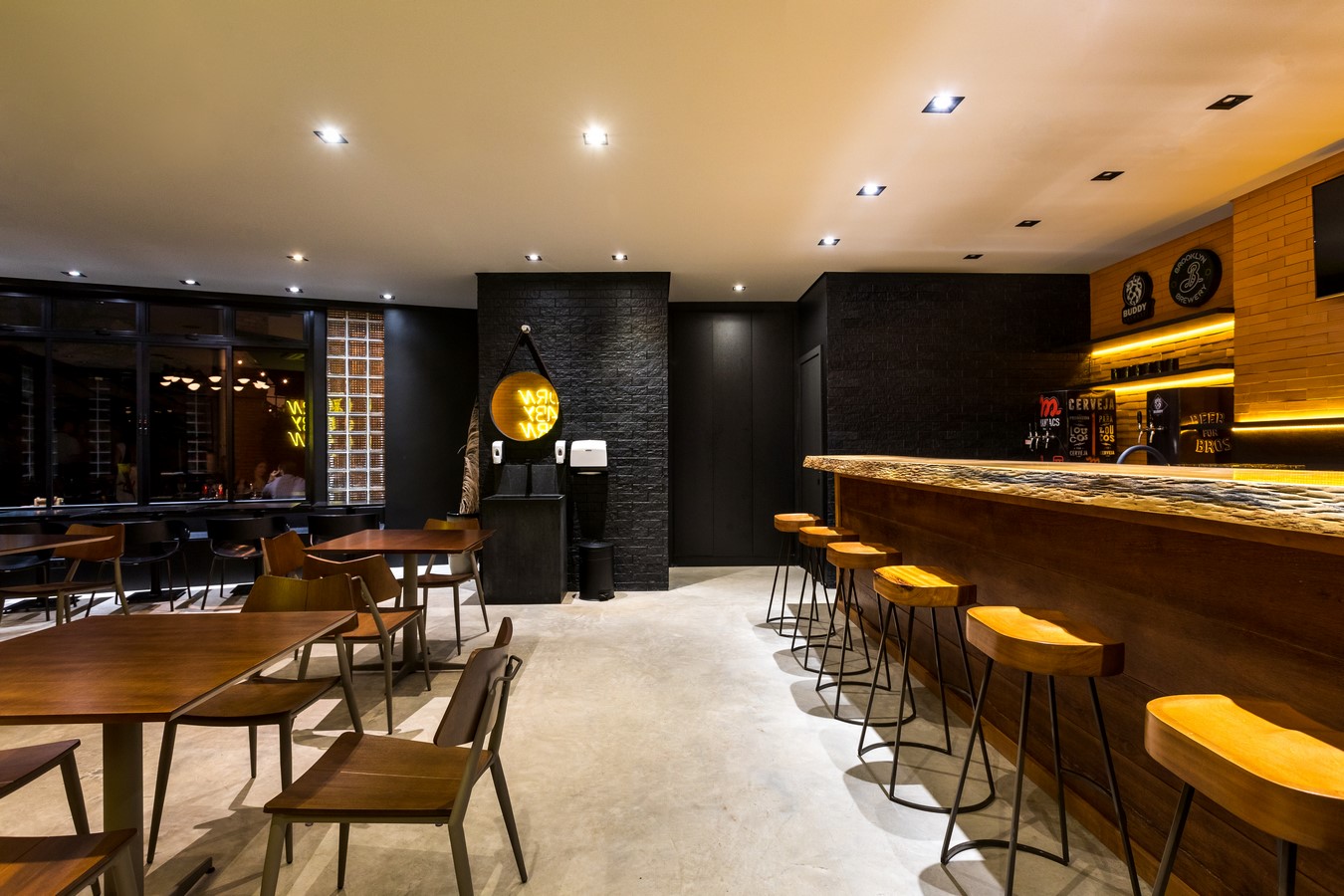 Flame Casual Bar by Giuliano Marchiorato Arquitetos - Sheet4