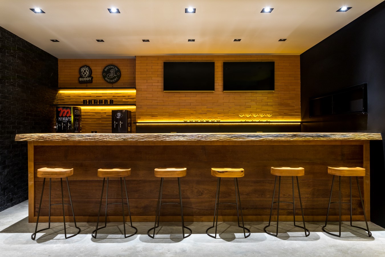 Flame Casual Bar by Giuliano Marchiorato Arquitetos - Sheet7