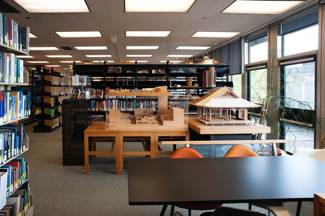 Top 10 colleges for pursuing Architectural History and Theory - Sheet