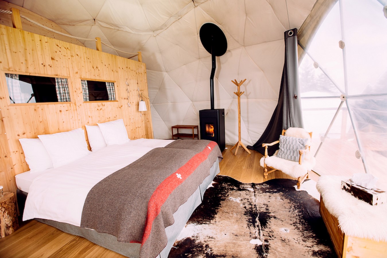 HOTEL WHITEPOD - Sheet2
