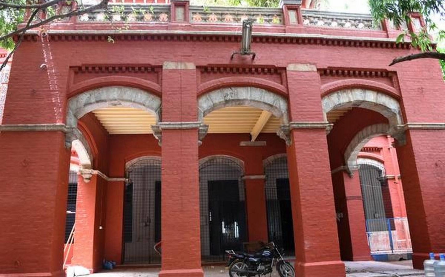 10 Indo-Saracenic structures in Chennai - Sheet10