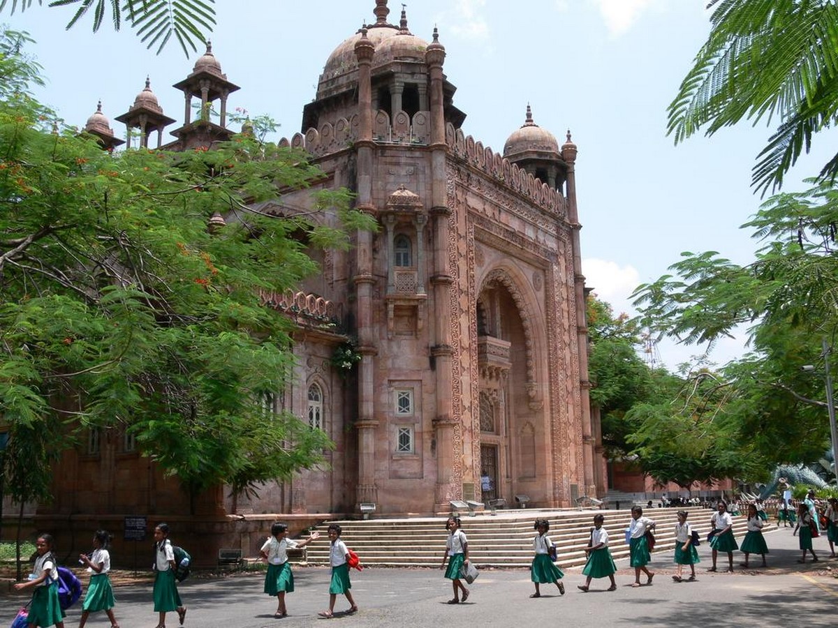 10 Indo-Saracenic structures in Chennai - Sheet4