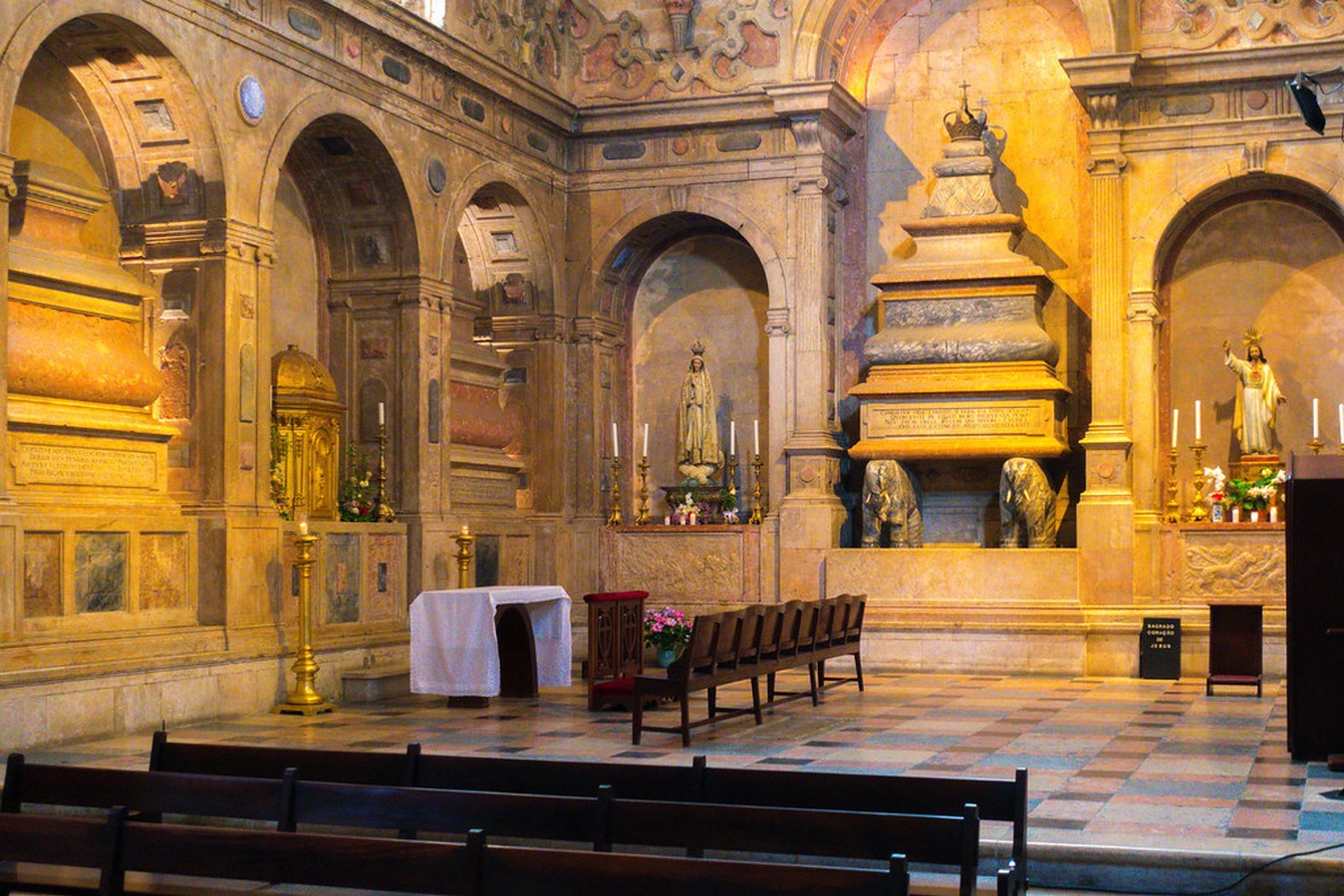Jeronimos Monastery, Portugal: Example of the Portuguese Late Gothic Manueline style - Sheet7