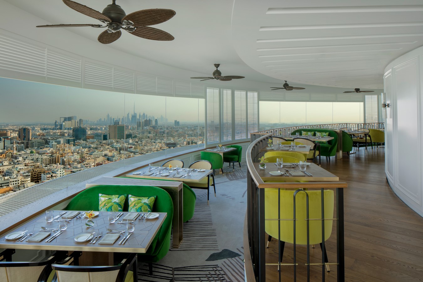 15 Examples of revolving hotels - Sheet14