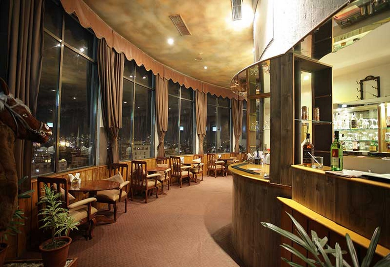 15 Examples of revolving hotels - Sheet6