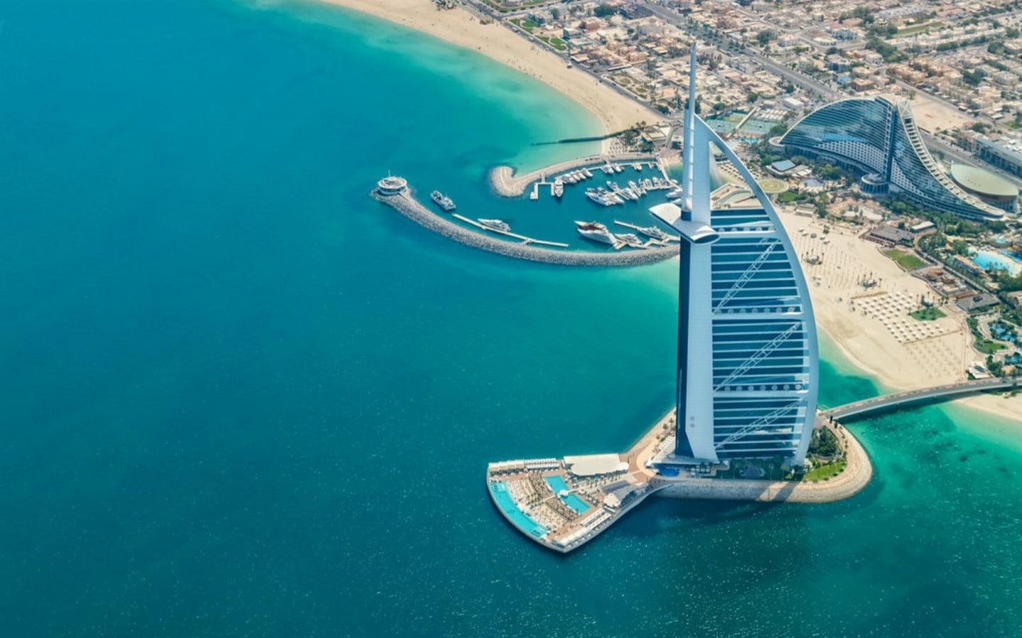 The manmade islands of Dubai - Sheet1