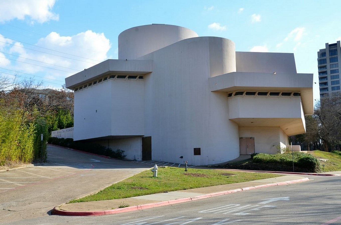 Places to visit in Dallas -Kalita Humphreys Theater, Designed by: Architect Frank Lloyd Wright - Sheet1