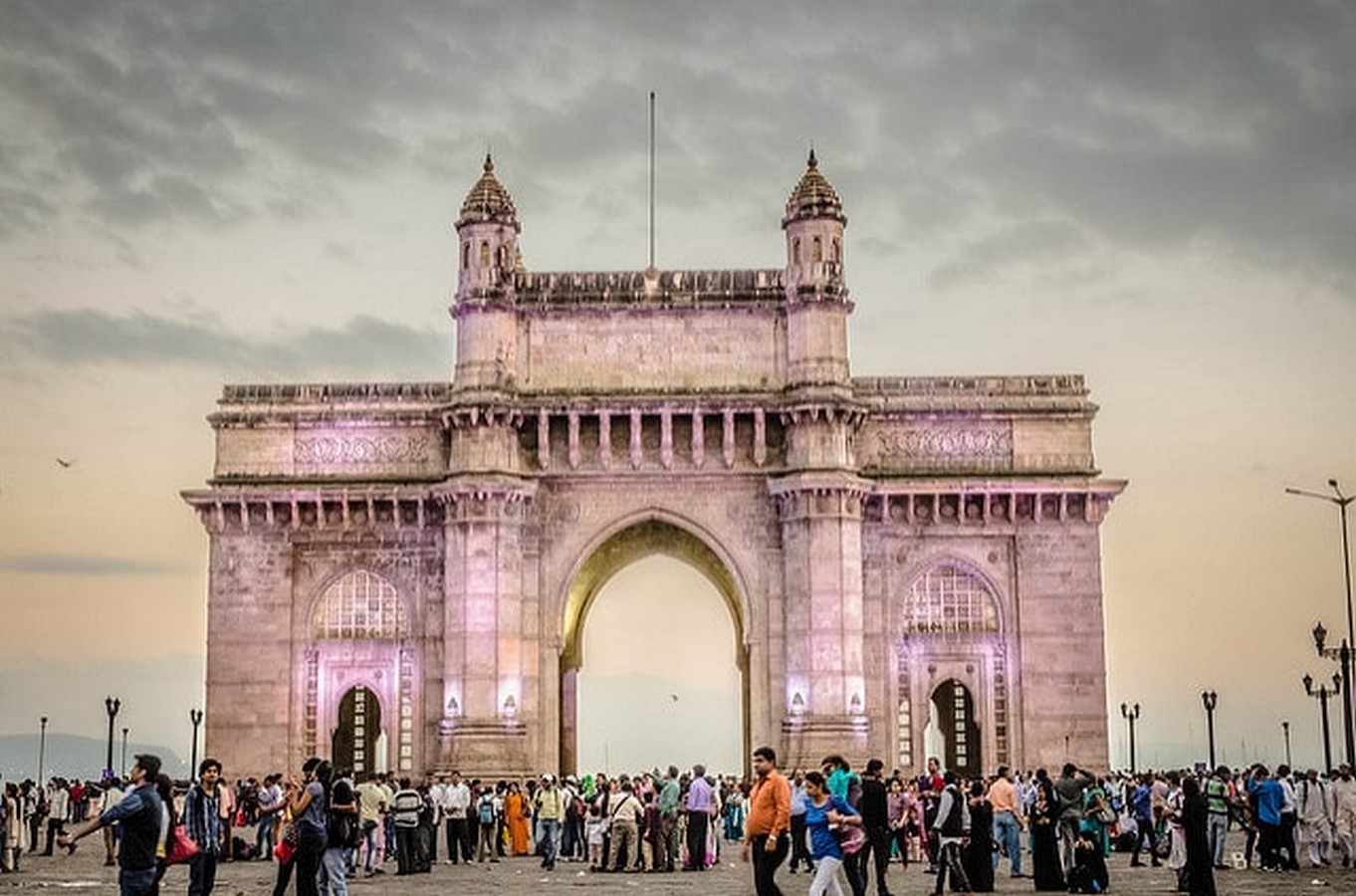 Historical Places in Maharashtra - Gateway of India, Mumbai - Sheet1
