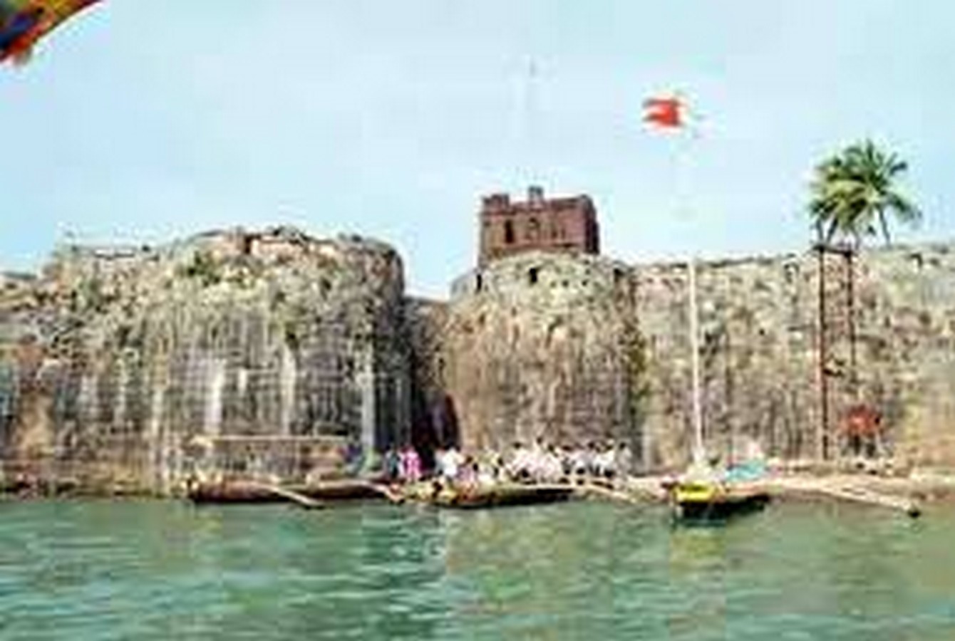 Historical Places in Maharashtra - Sindhudurg Fortress, Sindhudurg - Sheet3