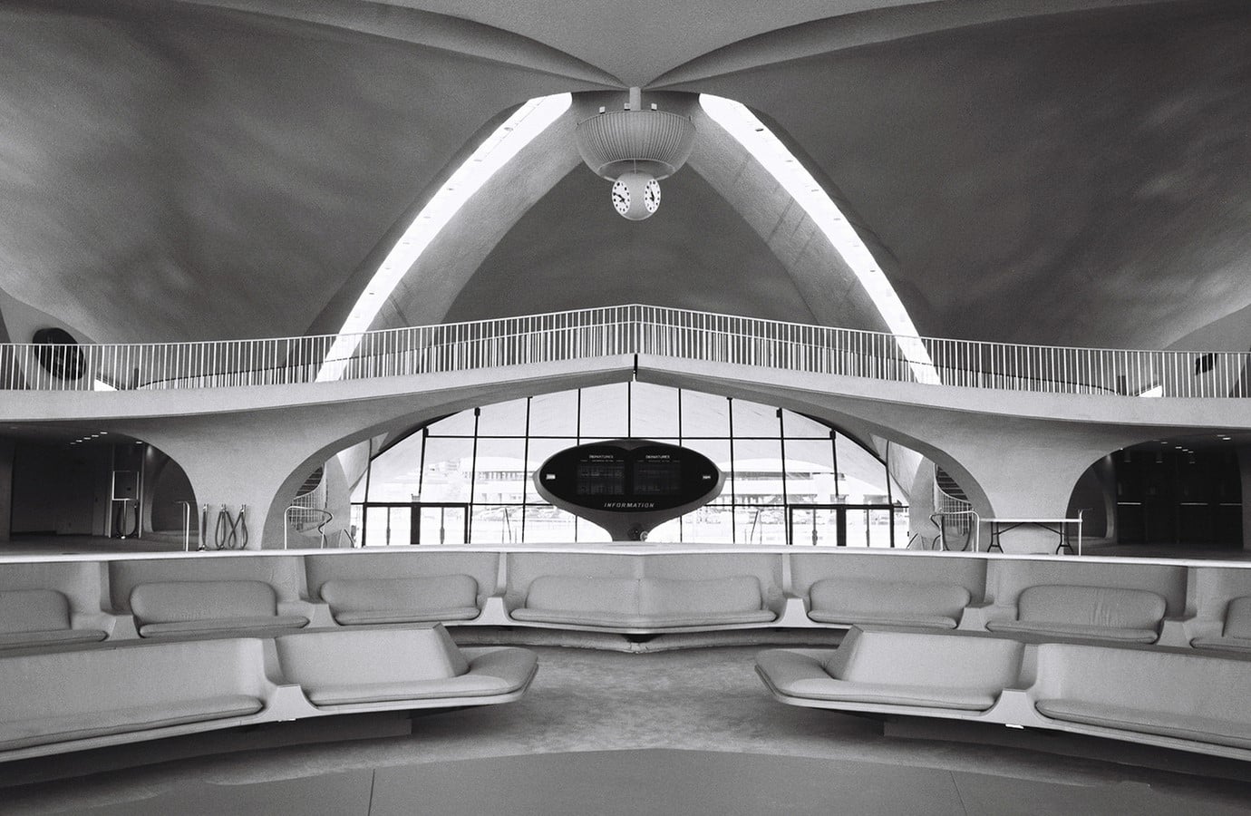 TWA Flight Centre, New York by Eero Saarinen: Capturing the Spirit of Flight - Sheet12
