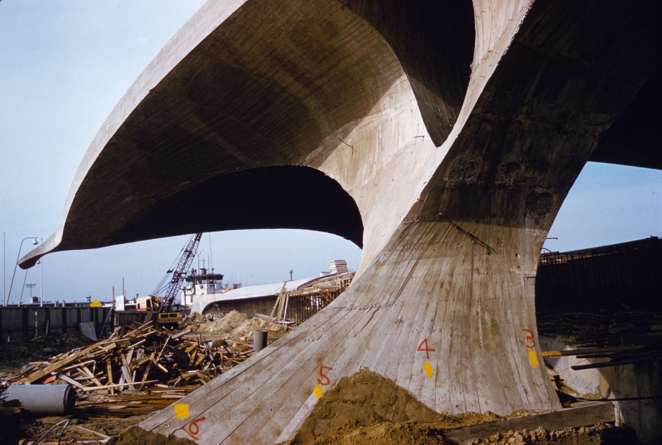 TWA Flight Centre, New York by Eero Saarinen: Capturing the Spirit of Flight - Sheet17