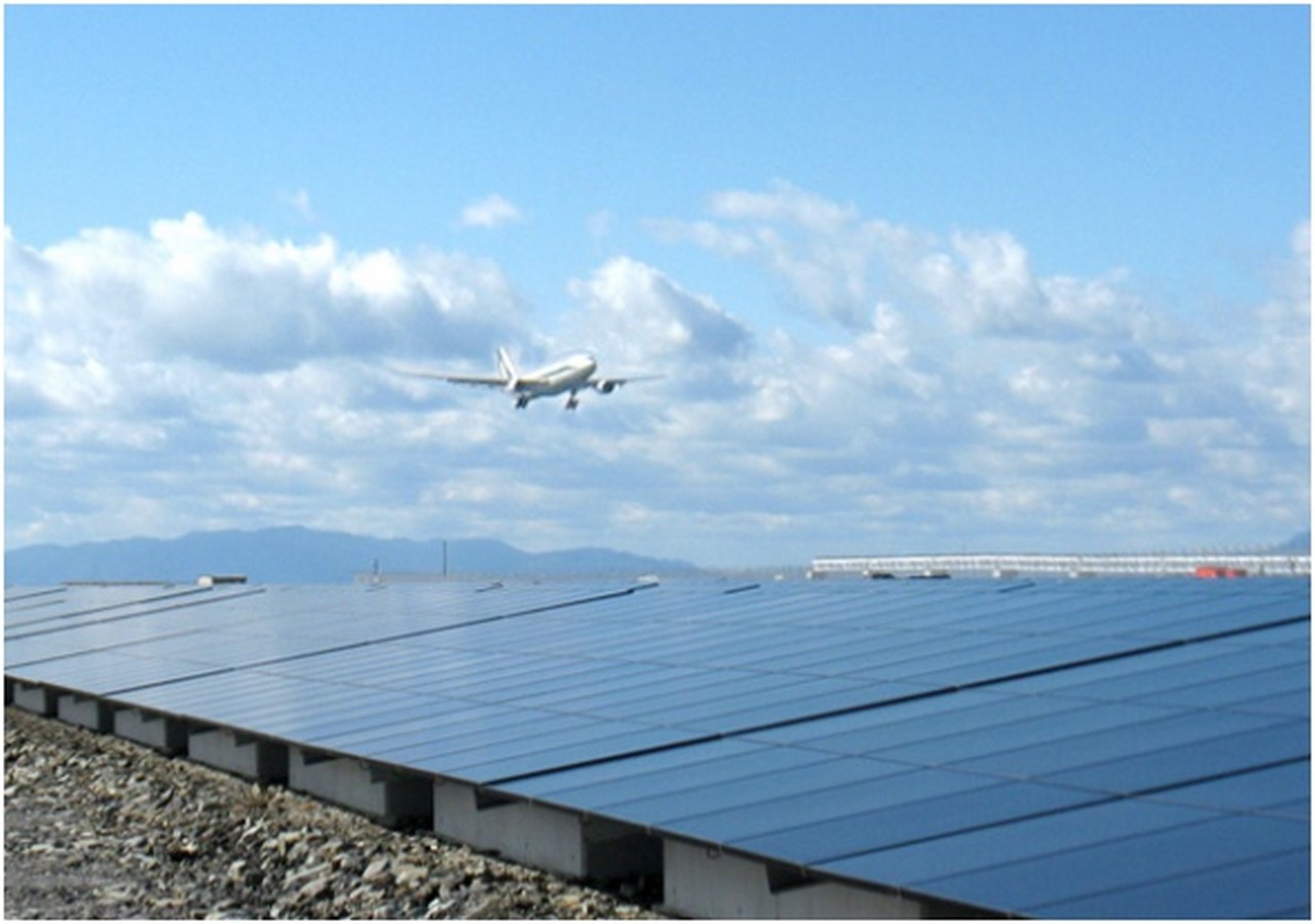 Solar panels © solar frontier