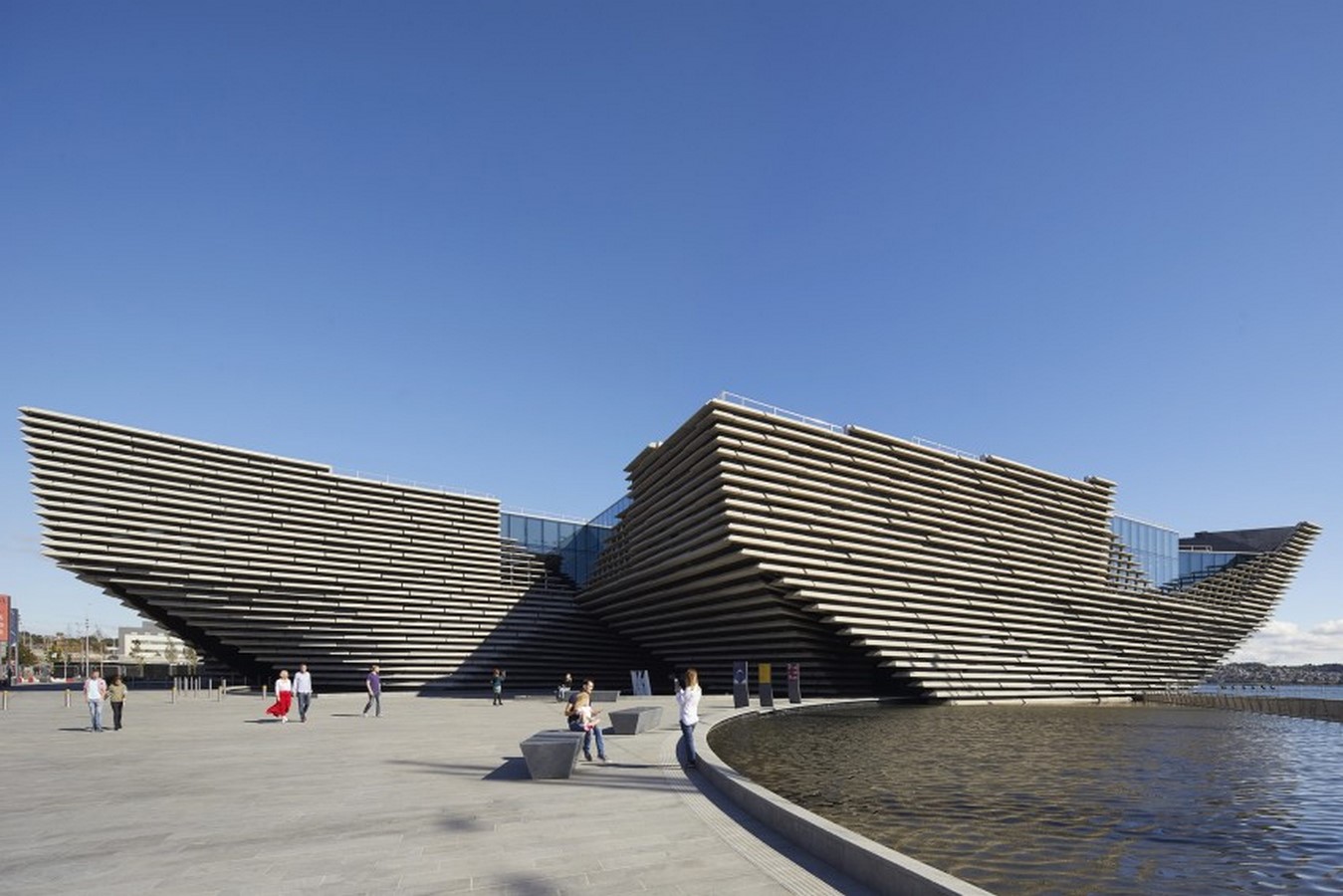 10 Examples of Transformative Public Space Design