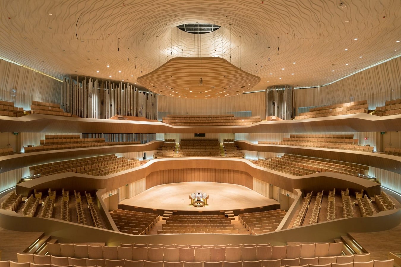 10 Examples of Transformative Public Space Design