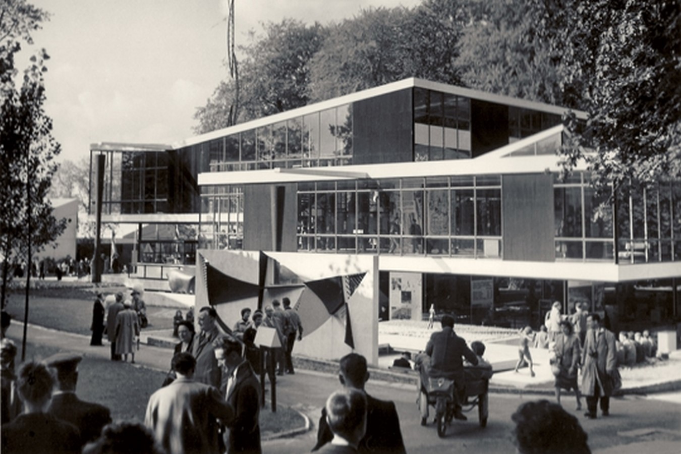 Yugoslavia Pavilion in Brussels World's Fair, 1958 - Sheet2
