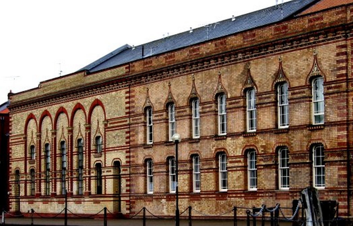 Bristol Byzantine Architecture The brickwork of Bristol - Sheet9