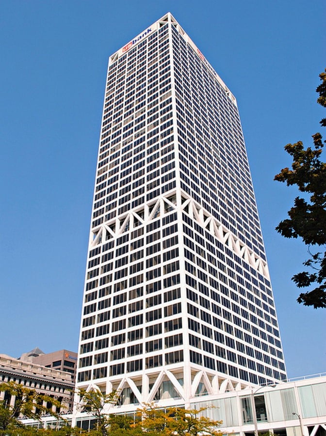 15 Tallest Buildings in Milwaukee -Sheet11