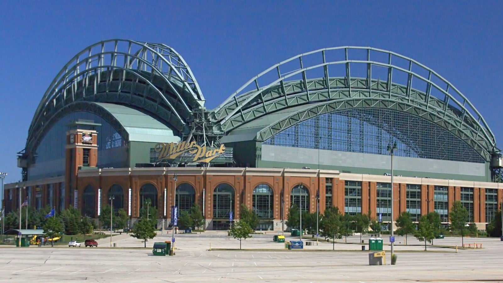 15 Tallest Buildings in Milwaukee -Sheet9