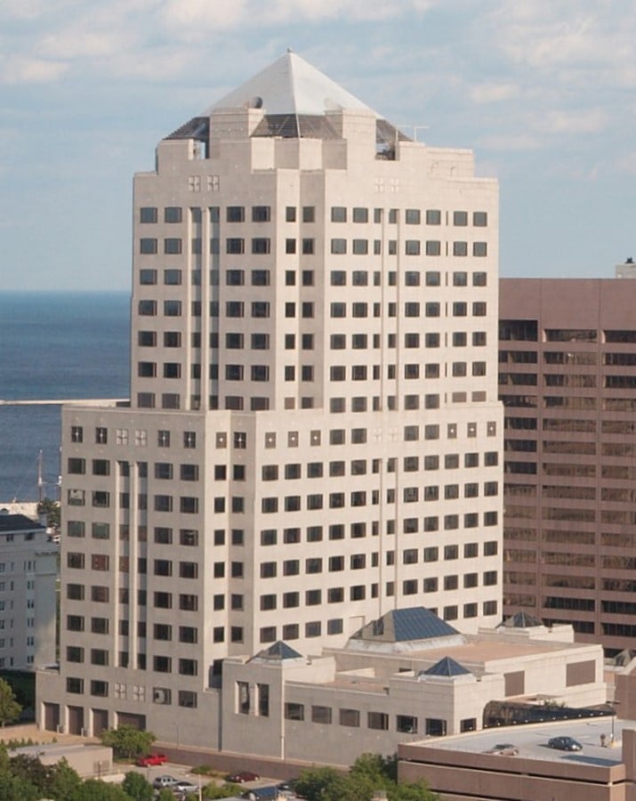15 Tallest Buildings in Milwaukee -Sheet4