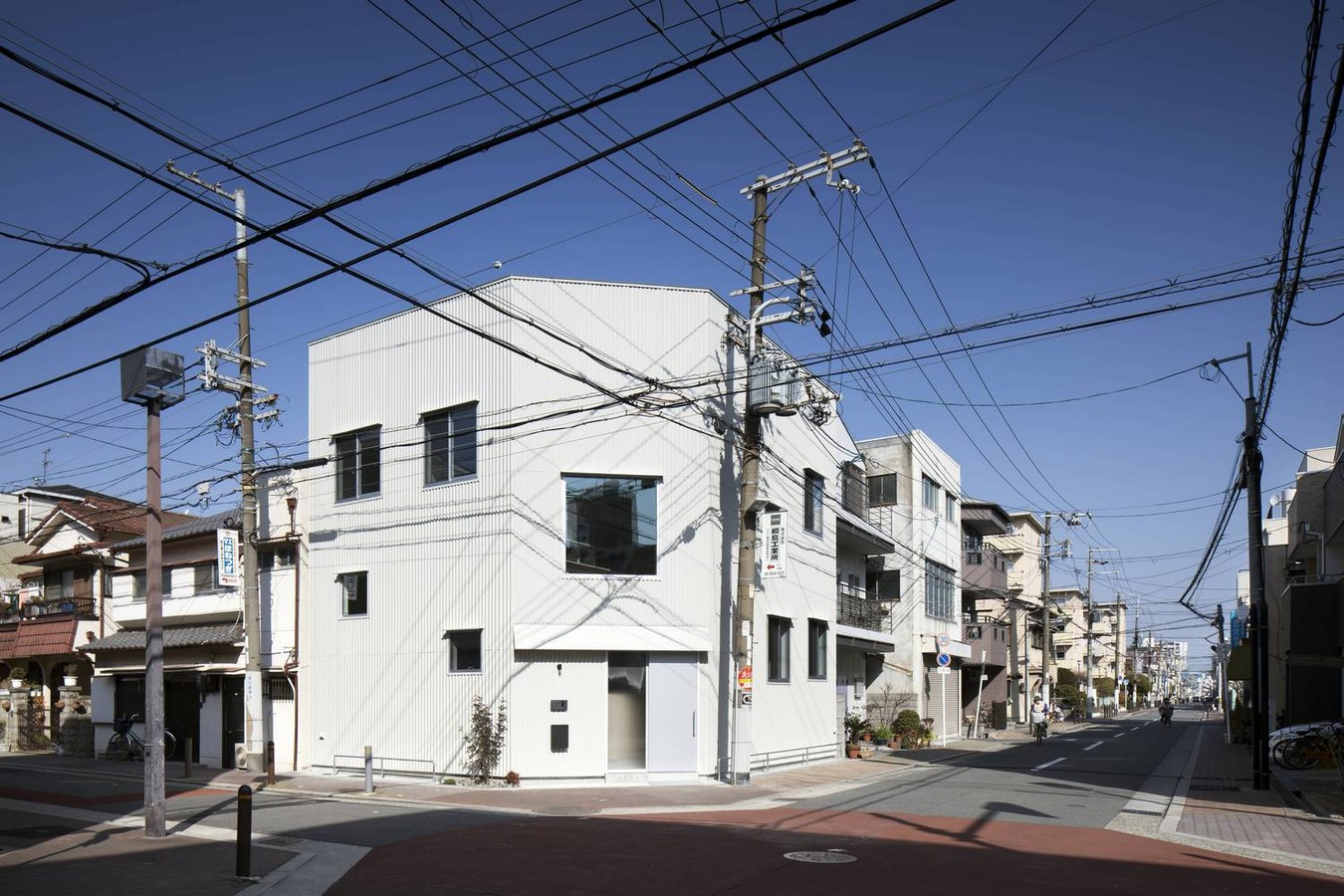 10 Examples of Communal Architecture - Sheet4