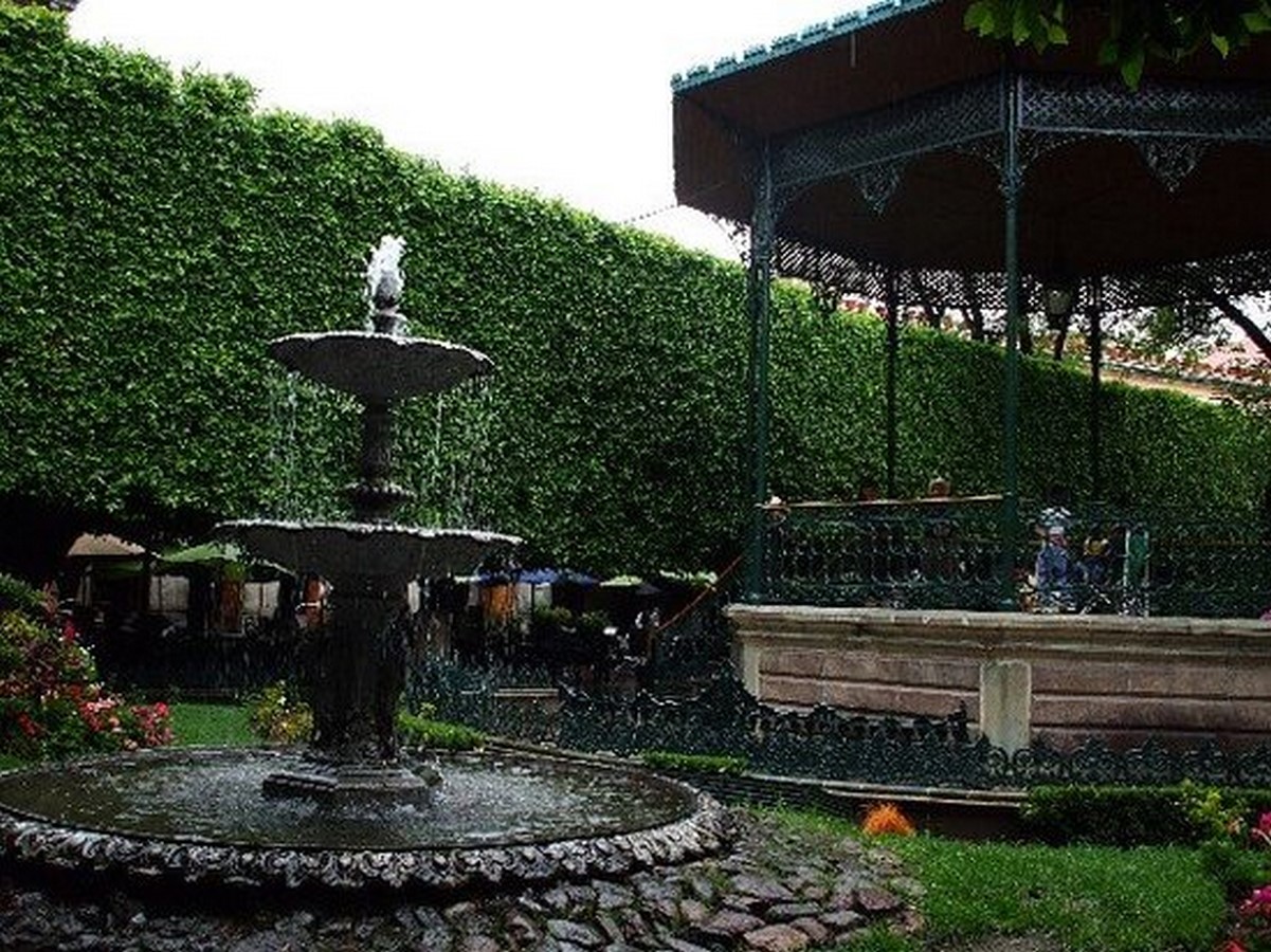 The Jardin de la Union - Sheet2