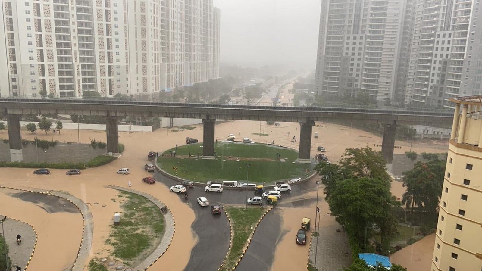 Gurgaon Architecture - An inspiration from New York? - Sheet