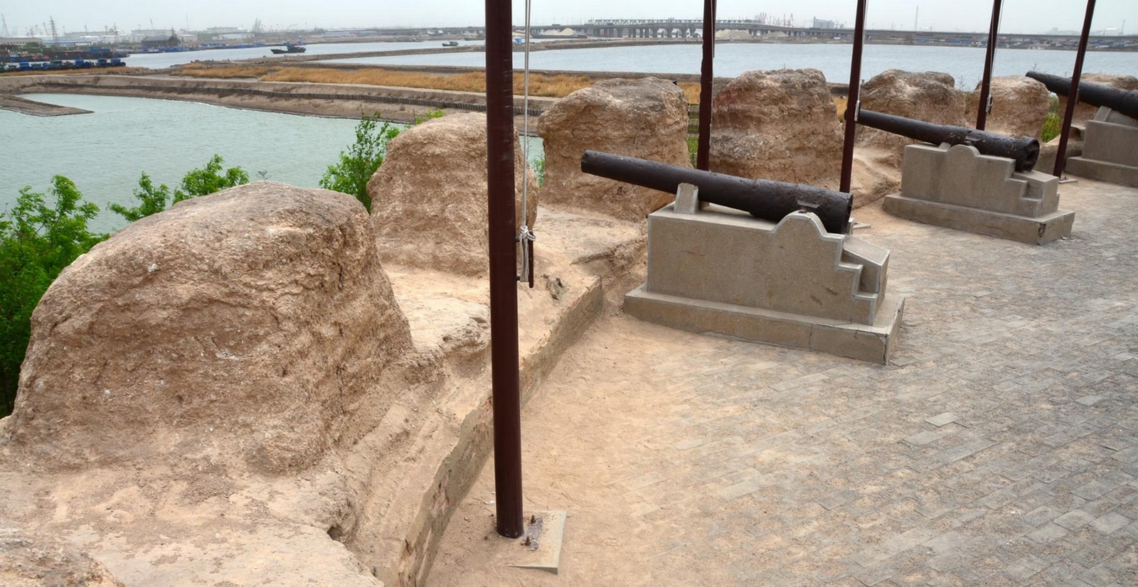 First, a historical stop at the Dagu Fort Dagukou - Sheet3