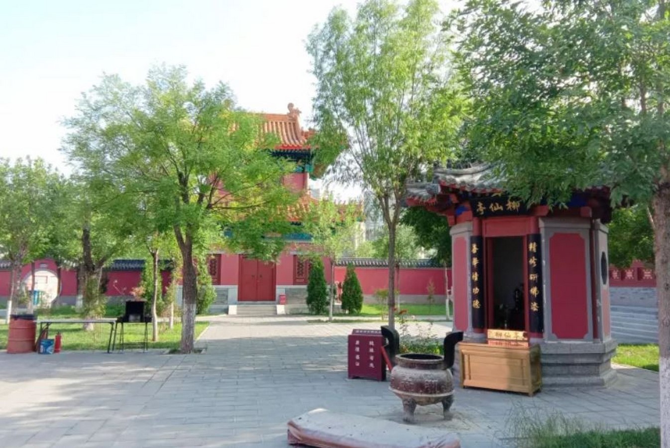 A religious stop at the Chaoyin Temple - Sheet2