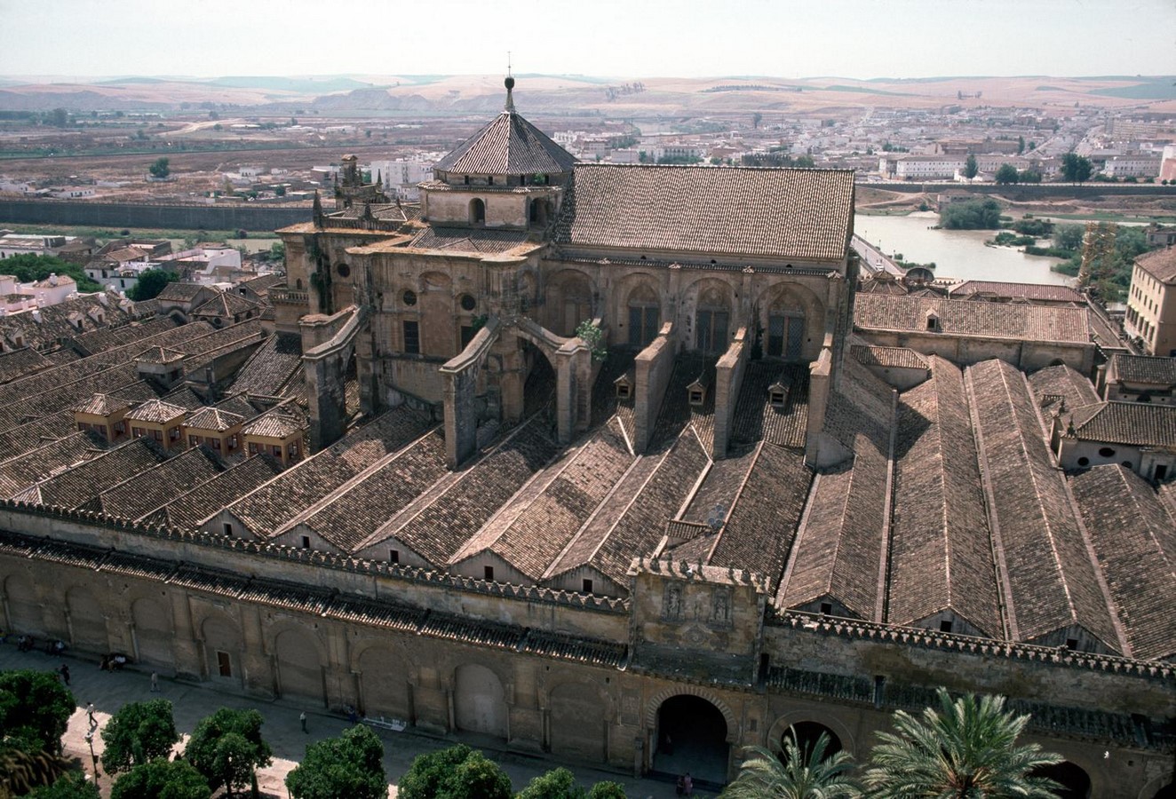 How is architecture part of tangible Cultural Heritage? - Sheet3