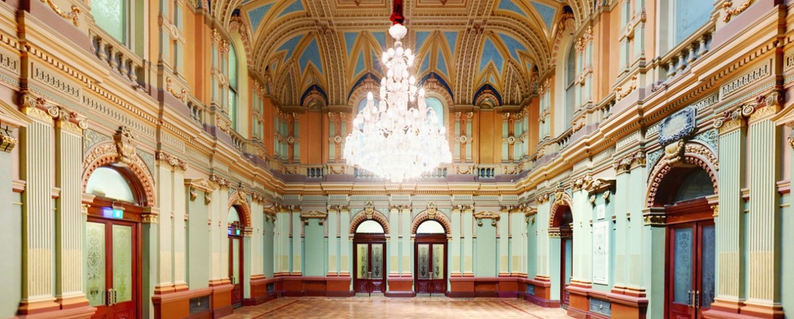 Victorian Architecture :15 Famous Victorian Era buildings around the world