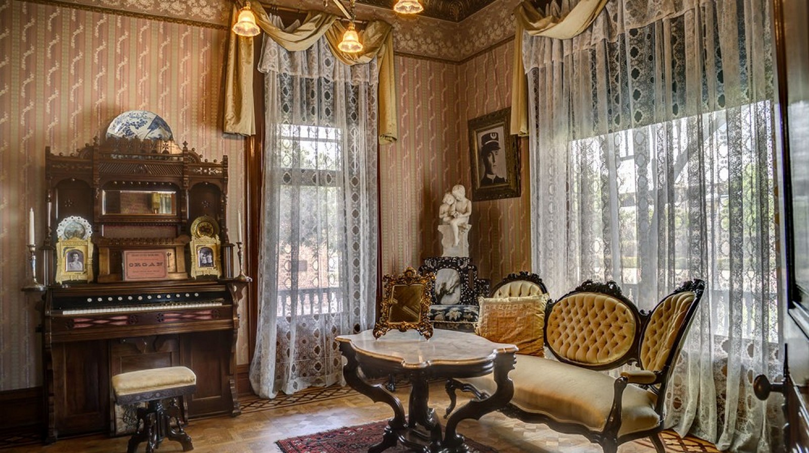 Victorian Architecture :15 Famous Victorian Era buildings around the world