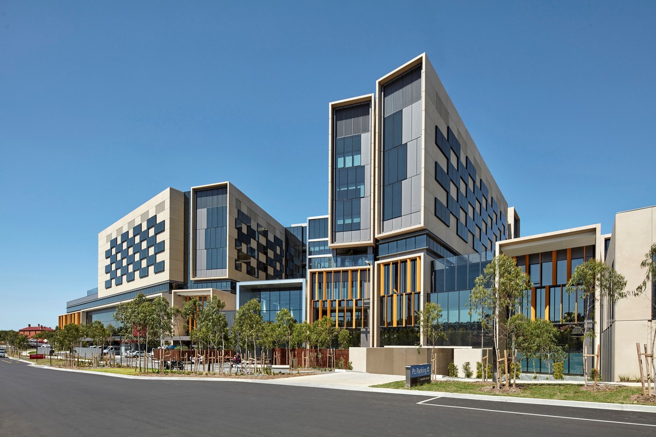 Bendigo Hospital, Australia (2017) - Sheet1