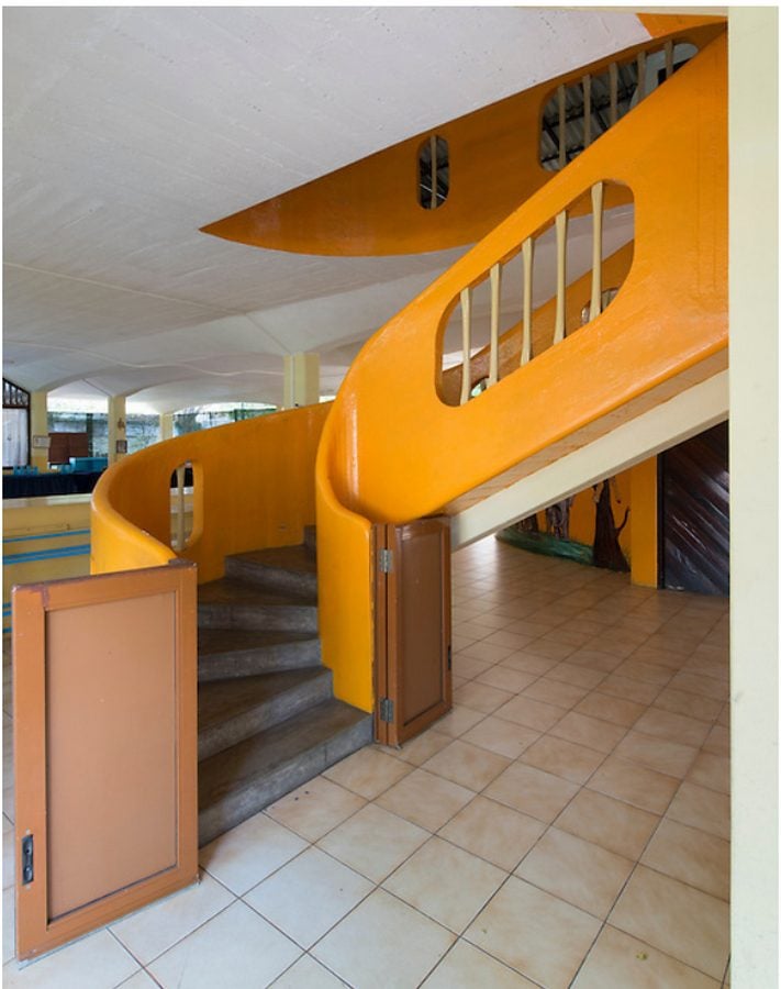 10 Staircases designed by Geoffrey Bawa - Sheet11