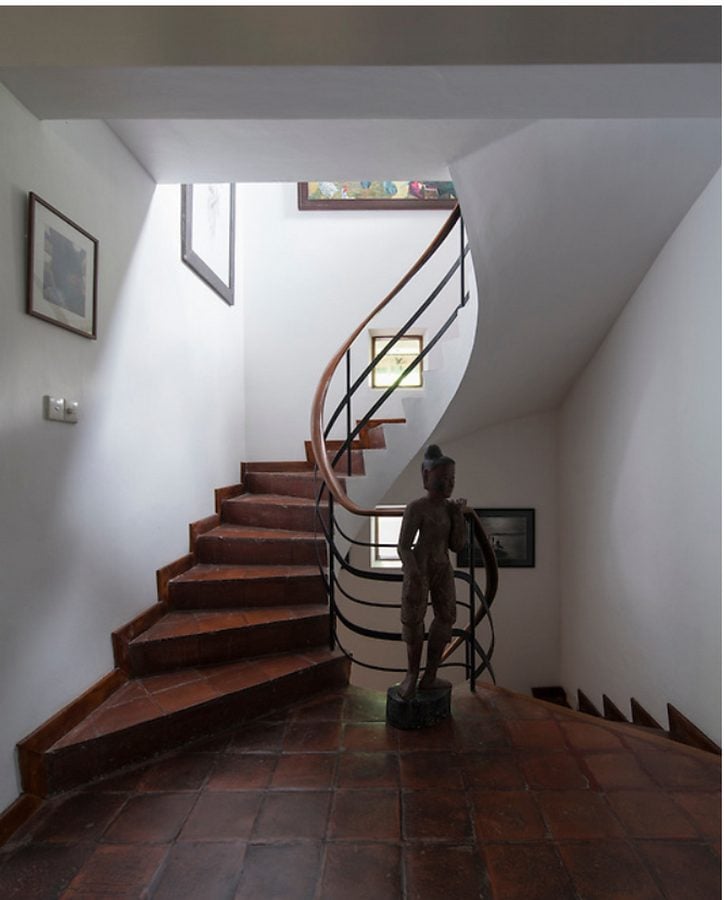 10 Staircases designed by Geoffrey Bawa - Sheet13