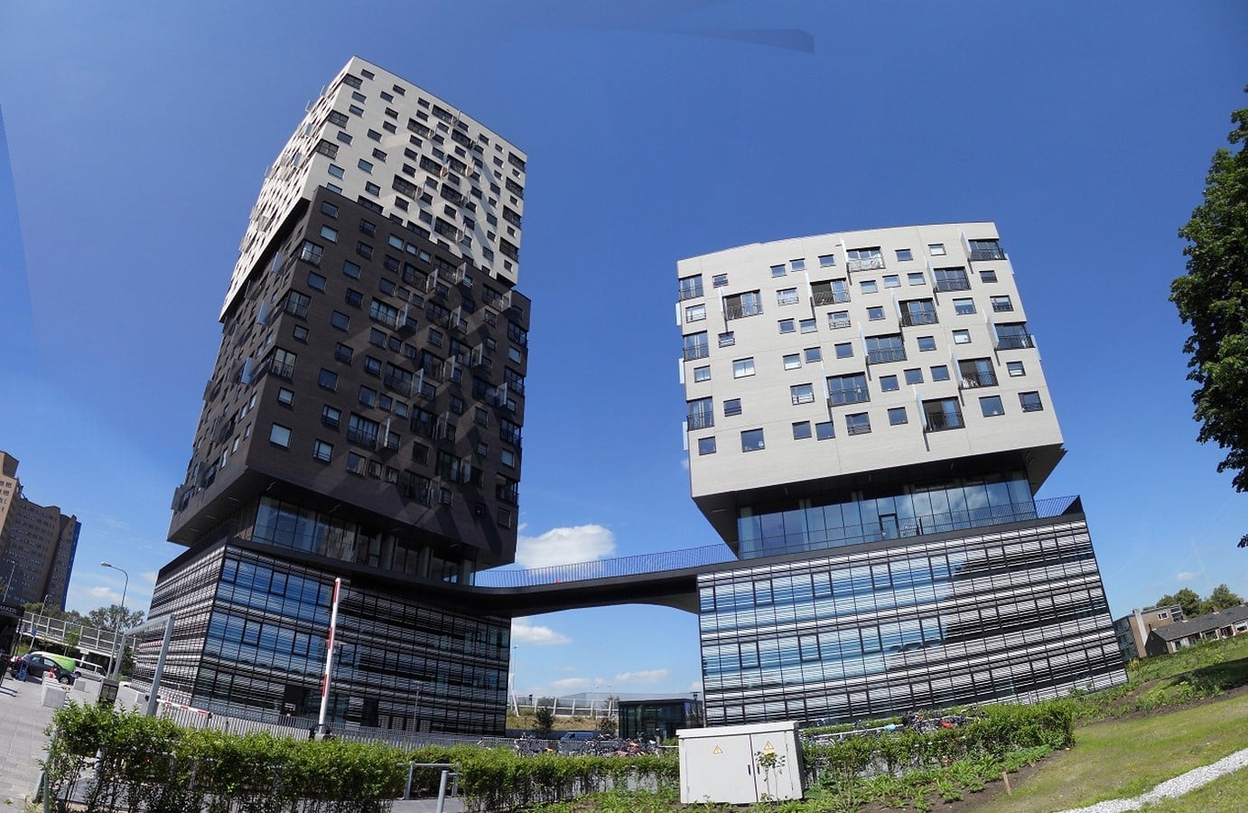 <span style="font-weight: 400;">©</span><span style="font-weight: 400;">Hopkins Architects</span>