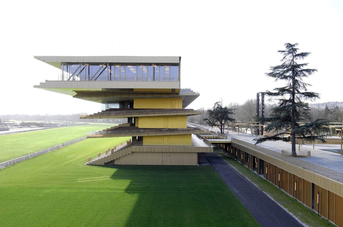 <span style="font-weight: 400;">©</span><span style="font-weight: 400;">Hopkins Architects</span>